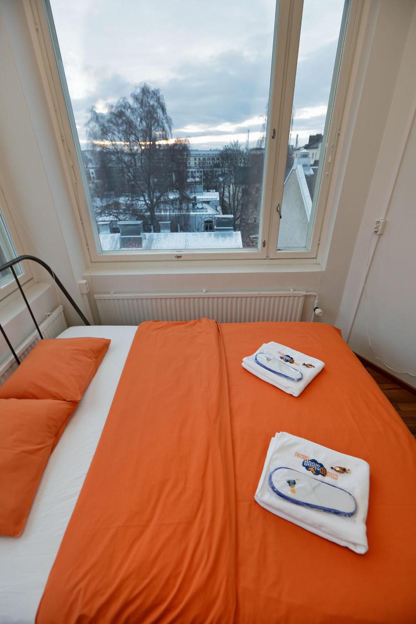 Cheapsleep Hostel Helsinki Room photo